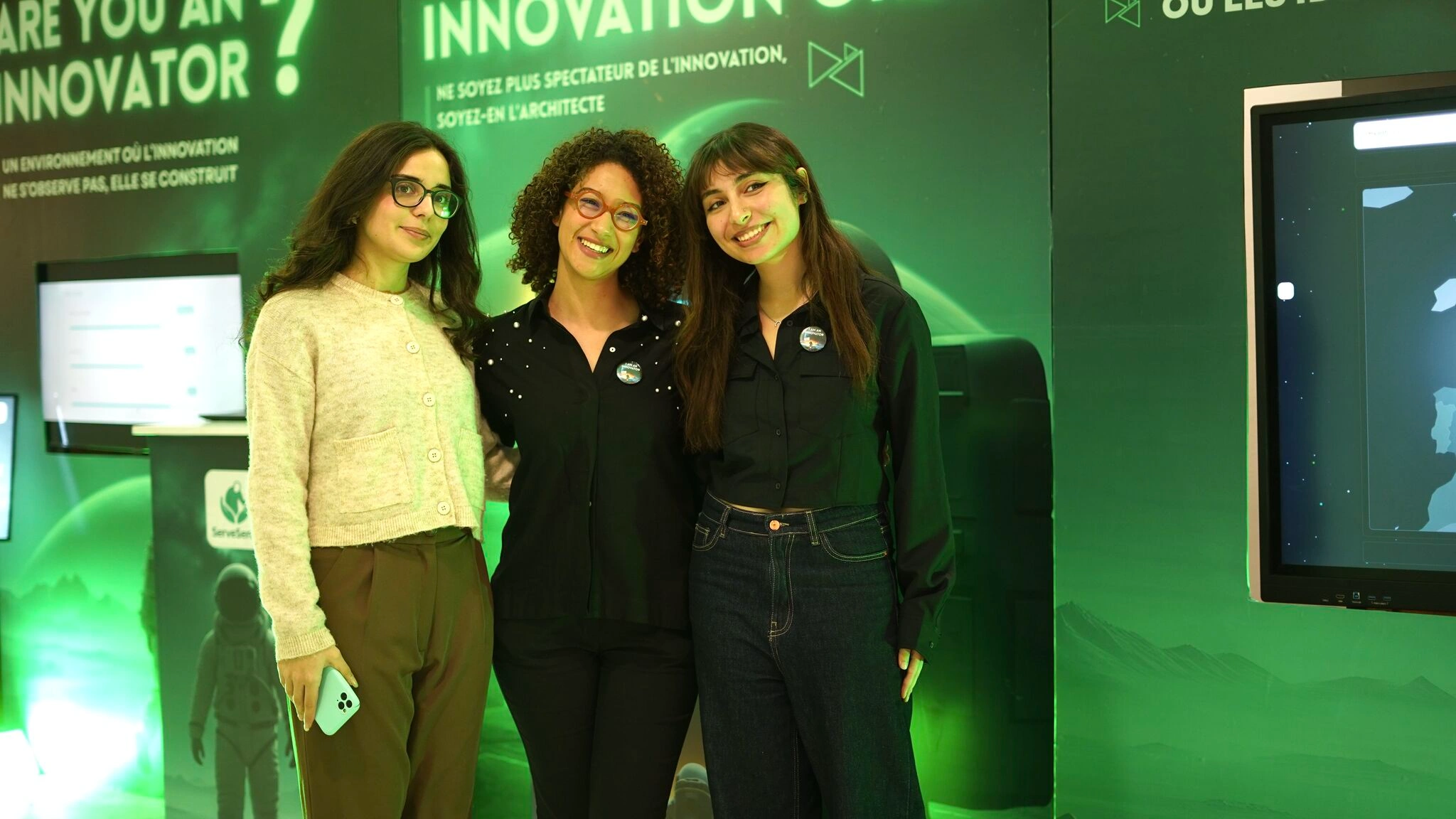 Healthcare professionals visiting the Innovation Galaxy stands